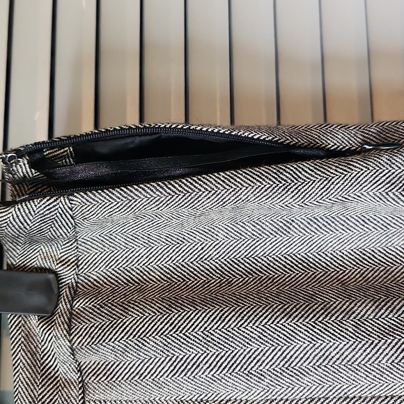 Chaps Grey Herringbone Wool Blend Skirt - Picture 8 of 9